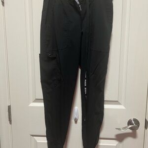 Med couture Black Cargo scrub Pants with Tapered Leg and Elastic Waistband